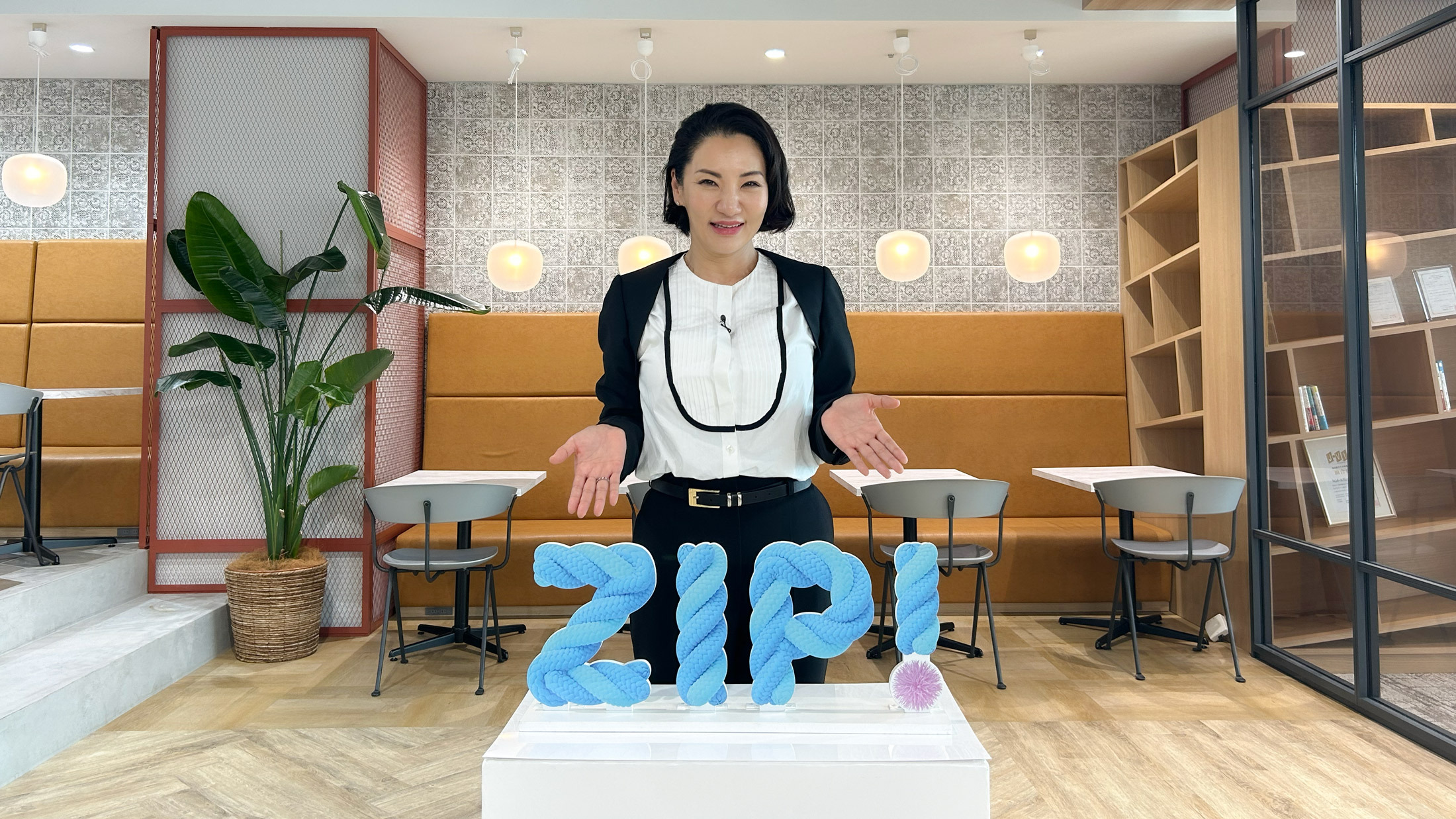 9月19日（火） ZIP!「SHOWBIZ」コーナーに出演！